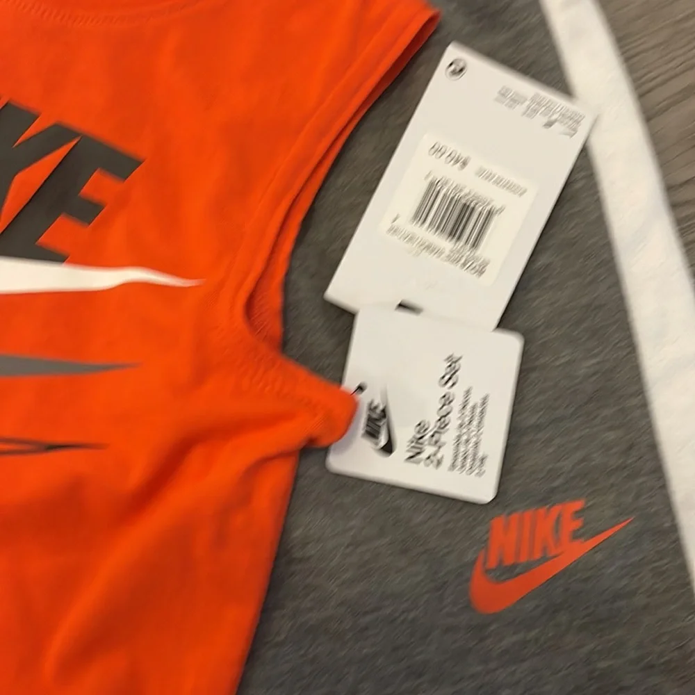 NWT Nike short set - Picture 4 of 4